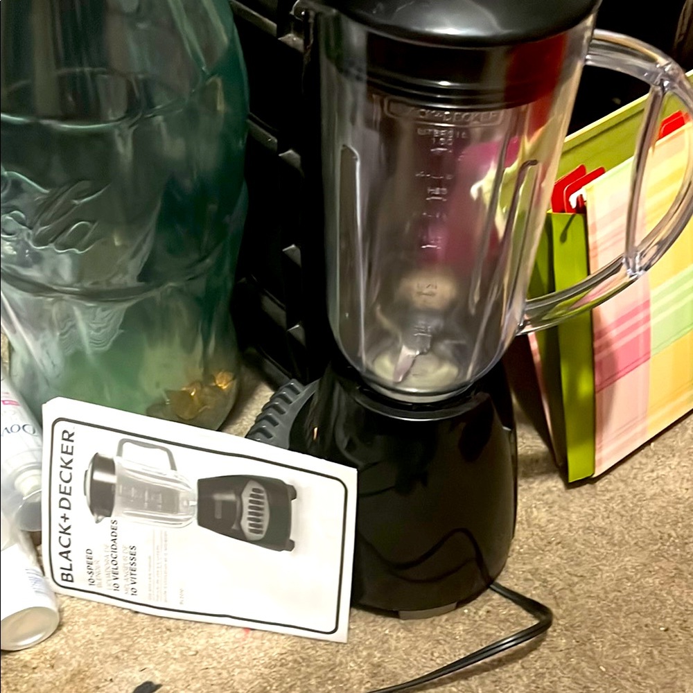 ✨🆕BNWOB!NEVER USED!Black and Decker Blender!✨